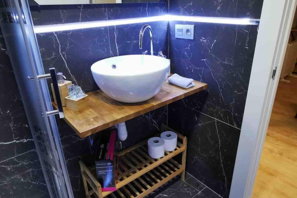 Апартаменти Acogedor Apartamento En El Centro De Сантандер Екстер'єр фото